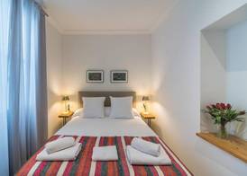REY DE SEVILLA FLATS - Arenal 3
