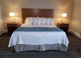 Hampton Village Inn 4