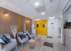 Comfort Aparthotel Cannes Mandelieu 5