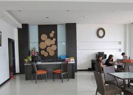 The White Pearl Hotel 4