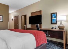 Comfort Inn & Suites Downtown near University 5