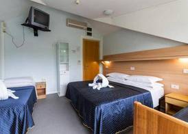 Hotel Mimosa 2