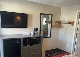 The Springwater Inn 4