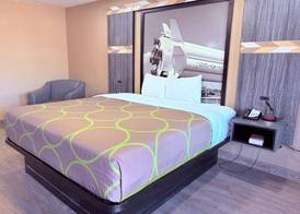 Express Inn & Suites Houston Katy 5