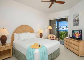 Amazing Mauna Lani Point ocean Mountain views 3