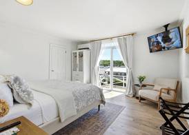 Greenleaf Inn 3