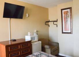 San Marina Motel 4