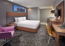Studio Inn & Suites at Promenade Downey 4