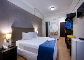 Mural Living Hotel Manaus 5