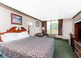 Days Inn by Wyndham Tannersville 5