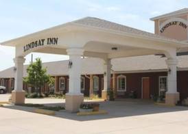 Lindsay Inn 2