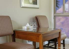 Grizz Hotel 5