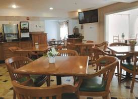 La Quinta Inn & Suites by Wyndham Minneapolis Northwest 2