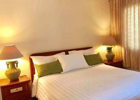 Surin Bay Inn 5