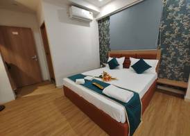 Hotel PRASANG 2