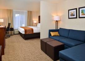 Comfort Inn & Suites Madison North 5