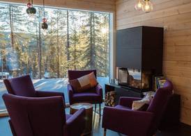 Arctic Skylight Lodge 2