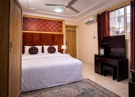 Airport Side Hotel 4