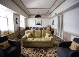 Mannings Hotel 2