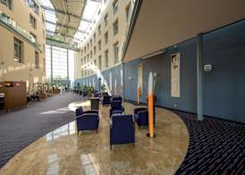 Dorint Hotel am Dom Erfurt 3