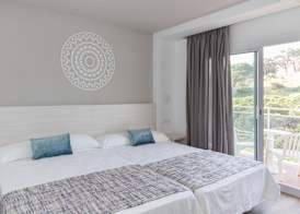 Hotel Oasis Park Splash 2
