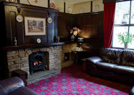 The Old White Lion Hotel 2
