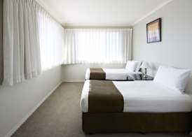 Pinnacle Apartments 4