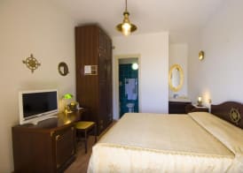 Hotel Le Cave 3