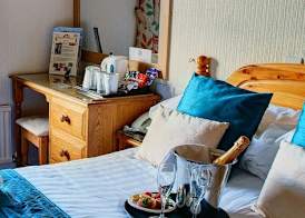 The Old White Lion Hotel 3