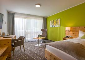 DAS SIEBEN - Adults Only 5