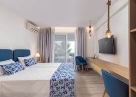 Sirocco Hotel 4