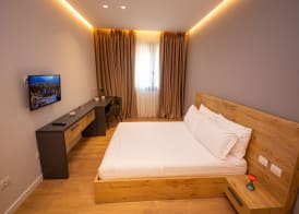 Central Chic Apartments 3