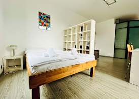 GuestHouse University by LR - self check in 2
