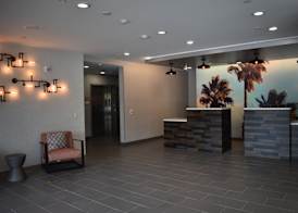La Quinta Inn & Suites by Wyndham San Bernardino 2
