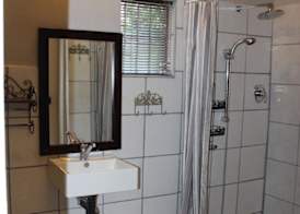 Cottonwood Guesthouse Bloemfontein 3
