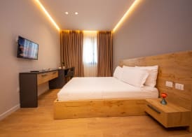 Central Chic Apartments 2