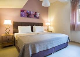 Meliti Waterfront Suites 5