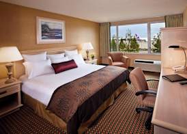 Coast Gateway Hotel 5