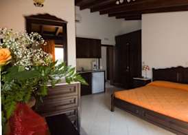 Afrodite Hotel Apartments 4