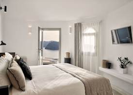 Charisma Suites 4