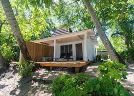 Beachcomber Island Resort 3