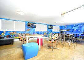 South Beach Rooms and Hostel 4