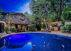 Victoria Falls Backpackers Lodge 4