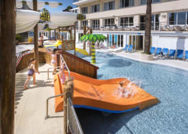 Hotel Oasis Park Splash 3