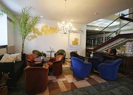 NB Hotel with Free Parking 3