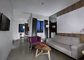 Hotel Neo Malioboro by ASTON 5