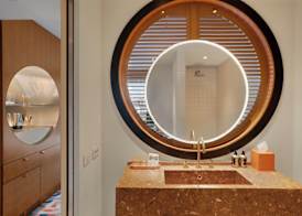 The Standard, Brussels 5