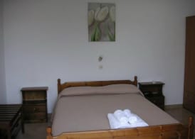 Maria Studios and Apartments 4