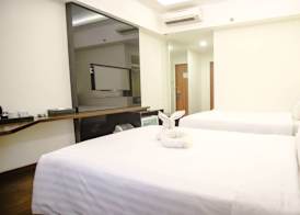 Golden Tulip Essential Makassar 5