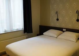 Hotel Corner House by WP Hotels 2